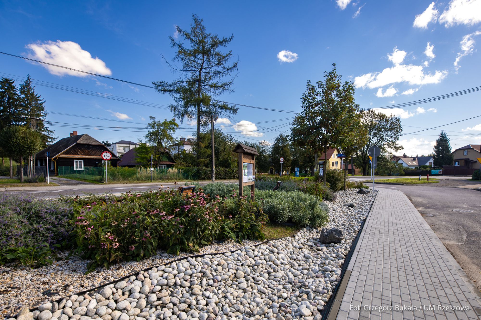 zdjecie z uroczystego otwarcia terenu rekreacyjnego na osiedlu Staromieście pod nazwą Park Klagenfurt w Rzeszowie, fot. Grzegorz Bukala, Urząd Miasta Rzeszowa